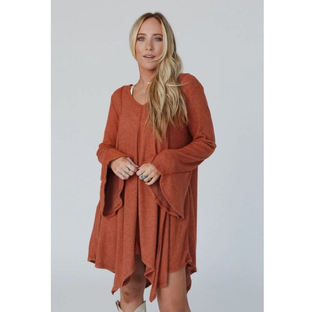 Golden Hour Long Bell Sleeve Dress - Rust - Picture 7 of 8